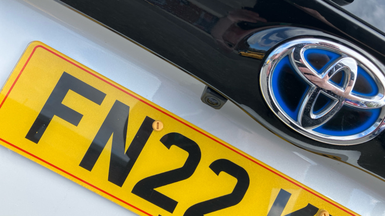 Toyota Yaris 1.5 Hybrid Design 5dr CVT Hybrid Hatchback